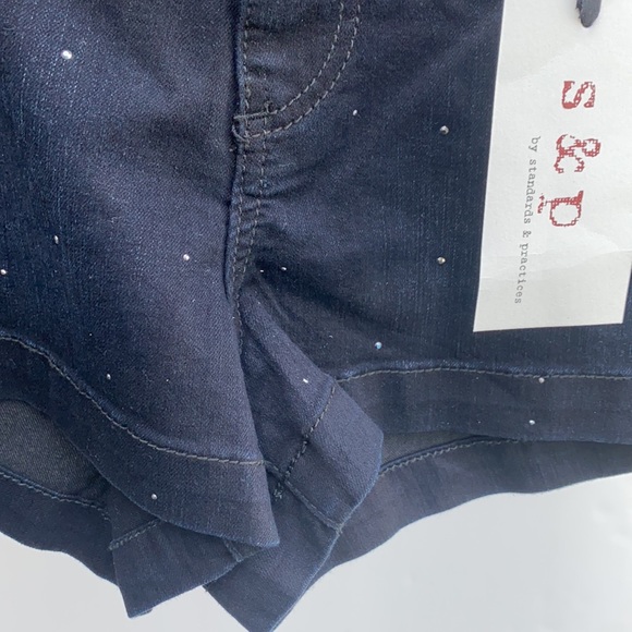 Standards & Practices denim shorts with sparkles - Picture 13 of 13